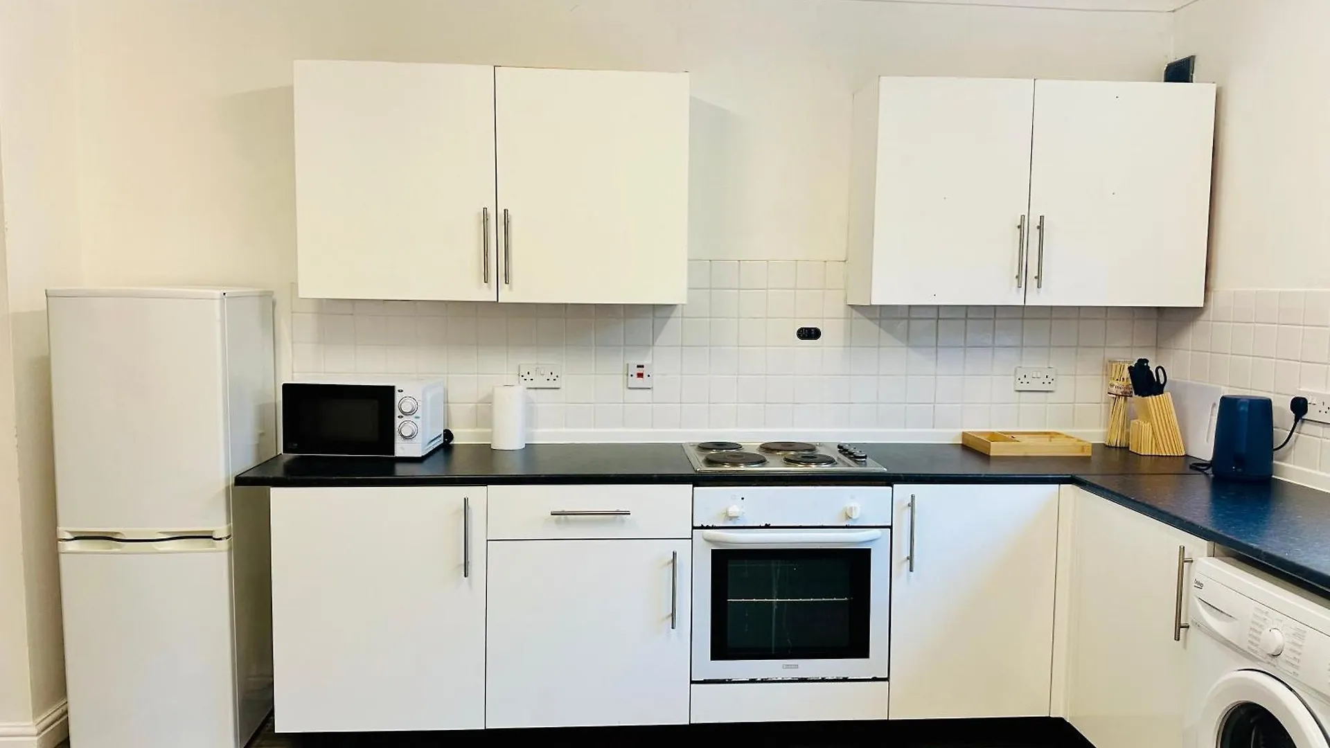 Apartment Spacious And Affordable City Center Two Beds Flat Swansea United Kingdom